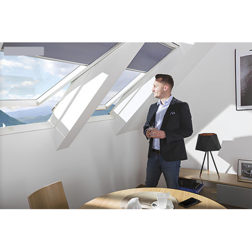 Мансардне пвх вікно Fakro PTP-V U3 Profi 78*118 см