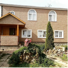 Сайдинг вініловий Ю-Пласт Stone House Сланець Бурий подвійний замок