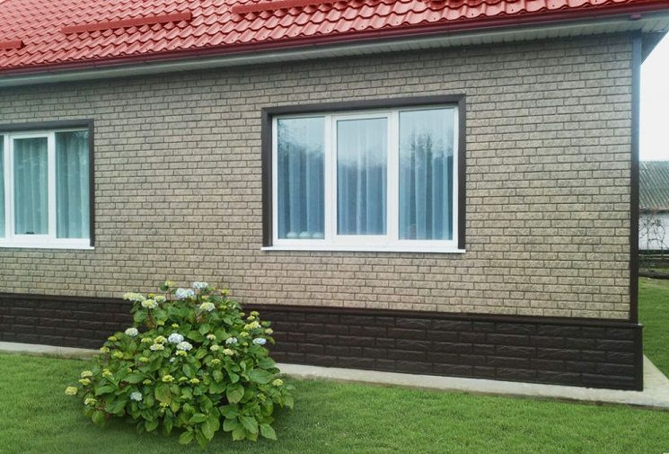 Сайдинг вініловий Ю-Пласт Stone House Цегла Бежевий подвійний замок