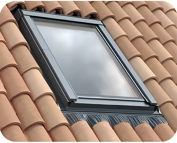 Комір UFX для мансардних вікон Velux RoofLITE+
